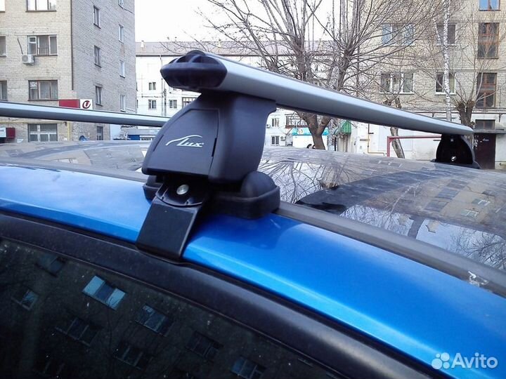 Багажник на крышу автомобиля