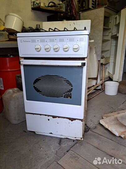 Газовая плита б/у рябинка в рабочем состоянии