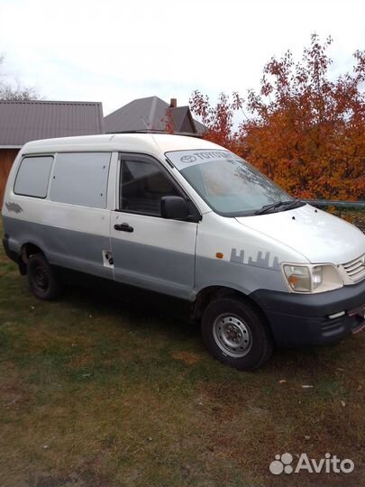 Toyota Lite Ace 1.8 AT, 2002, 250 000 км
