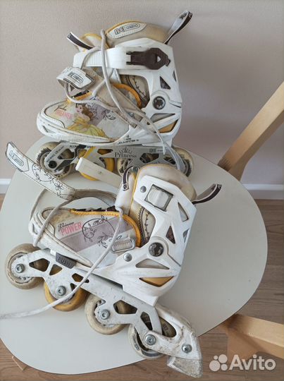 Роликовый коньки Reaction