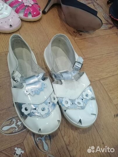 Сандалии для девочки