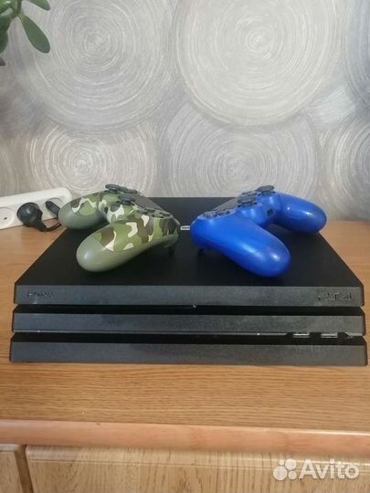 Sony playstation 4 PS4 pro 1tb