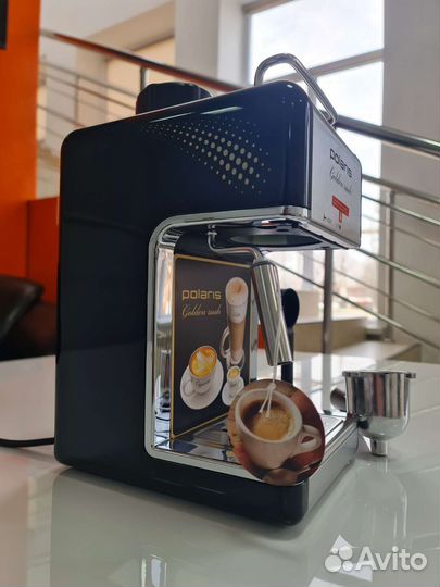 Кофеварка Polaris PCM 4006A golden rush