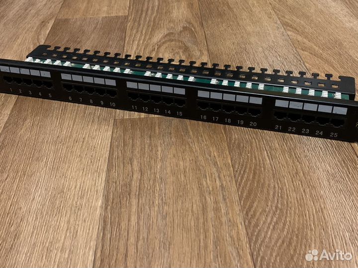 Патч панель (коммутационная панель) Exalan+ EX09-T