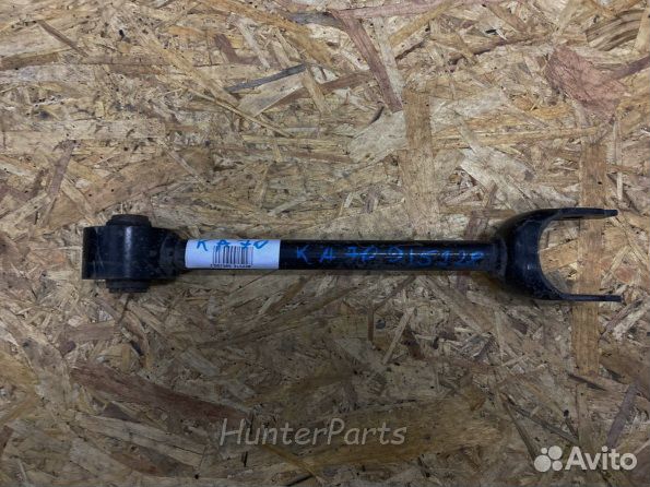 Toyota Camry 70 рычаг задний поперечный