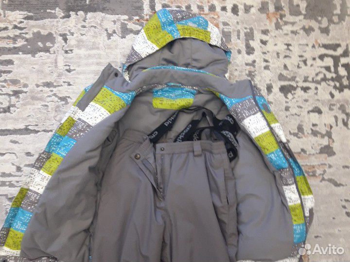 Костюм зимний 122-128 на мальчика crockid