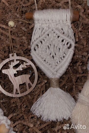 Елочные украшения макраме