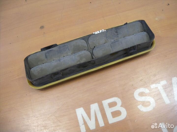 Клапан вентиляции Mercedes W212 W204 X204 W207 W21