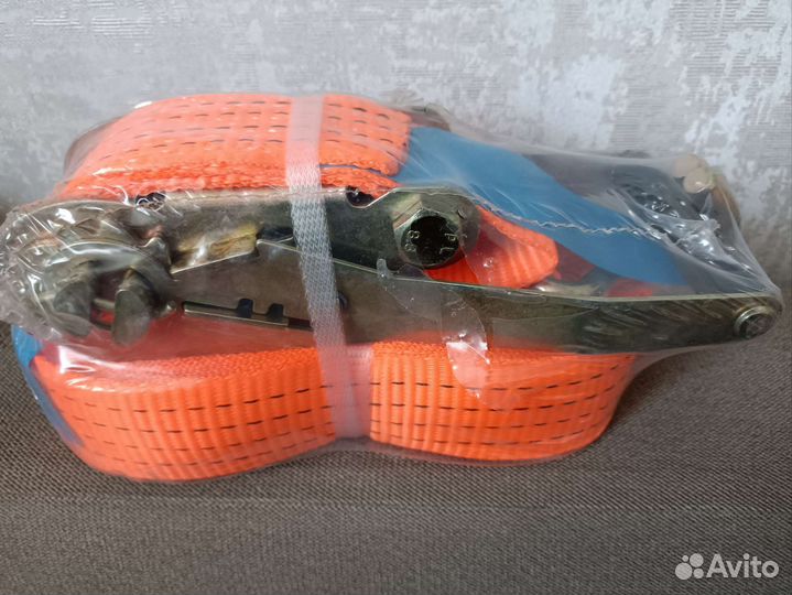 Стяжной ремень с храповым механизмом