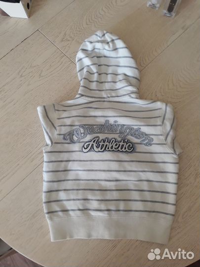 Кофта с капюшоном benetton 116