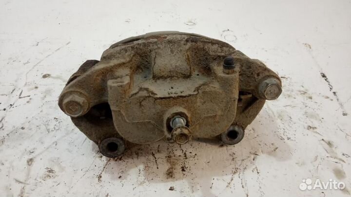 Суппорт передний правый Nissan Pathfinder (R52) 20