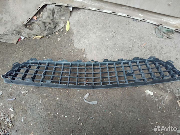 Решетка радиатора Opel Astra H хэтчбек 3 дв. GTC