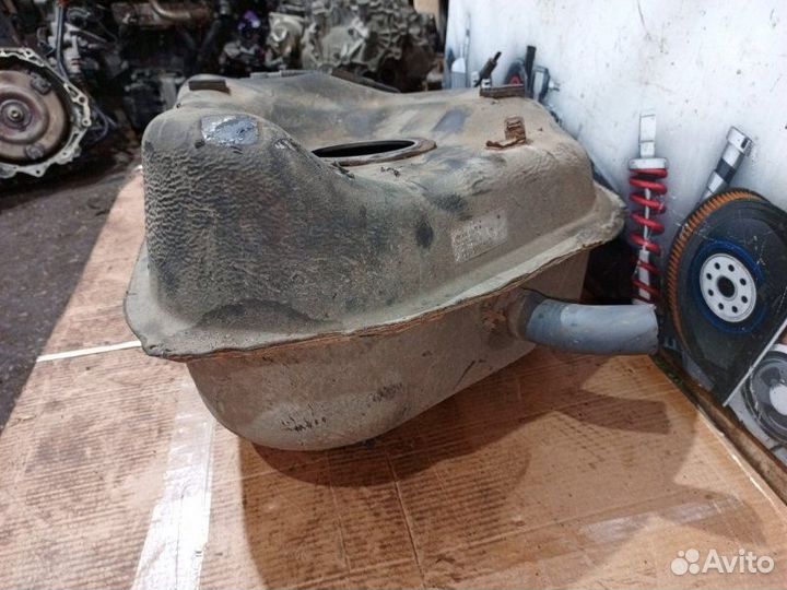 Топливный бак Kia Sportage 3 SUV 2.0 D4HA 2012