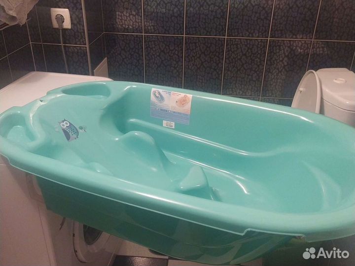 Ванночка для купания с горкой