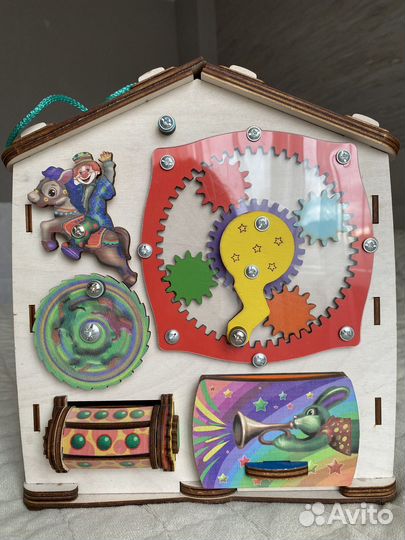 Бизиборд домик со светом большой