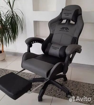 Компьютерное кресло для геймеров