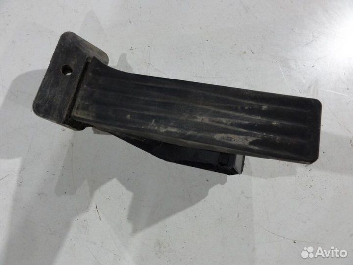 Педаль газа Bmw 1 E87 N45B16A 2011