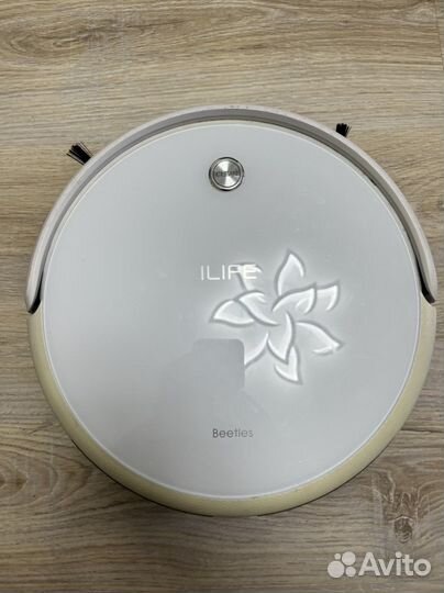 Робот пылесос ilife beetles