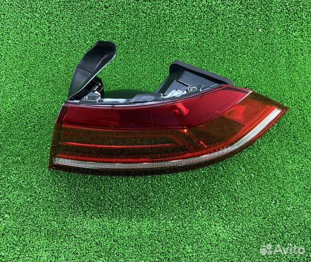 Фонарь правый Пассат 14-20 диодный