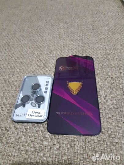 Чехлы на телефон