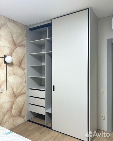 Шкаф купе для одежды