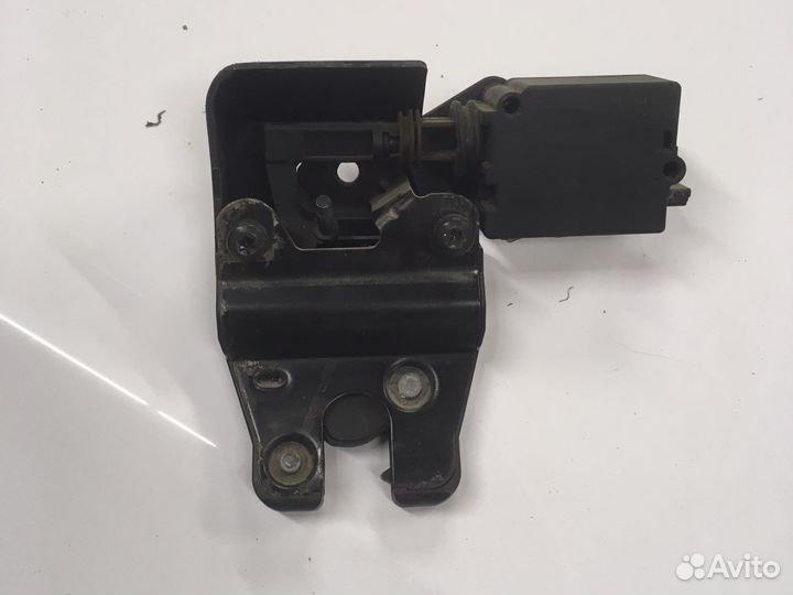 Замок крышки багажника bmw e65 e66