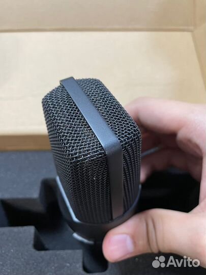 Конденсаторный микрофон SE Electronics X1 S