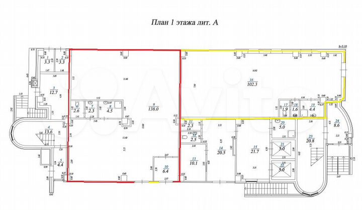Помещение с витринами в новостройке бизнес-класса