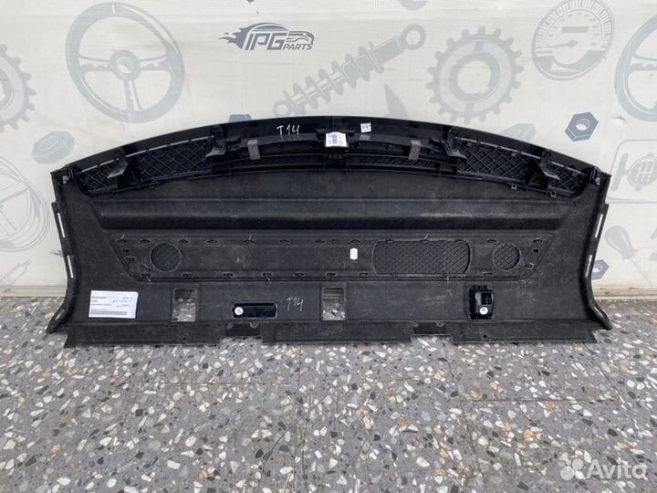 Задняя полка Mercedes-Benz C W204