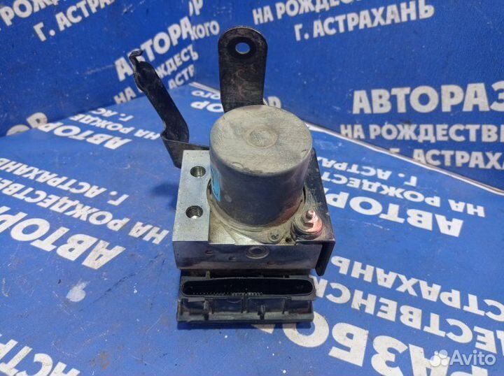 Блок abs Hyundai Elantra Hd седан G4GC 2008