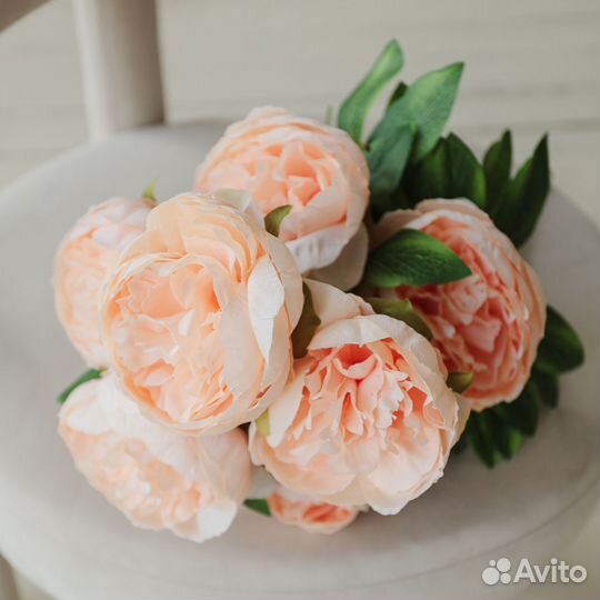 Искусственный букет цветов из 10 голов пиона