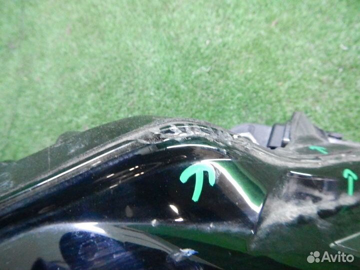 Фара правая Volkswagen Golf