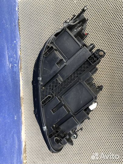 Фары на VW Polo 2020