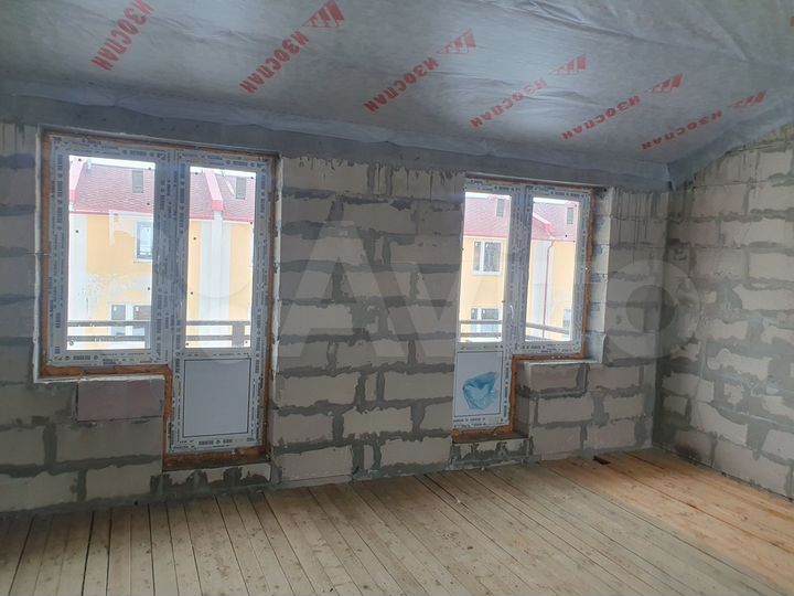 Дом 83 м² на участке 1,3 сот.