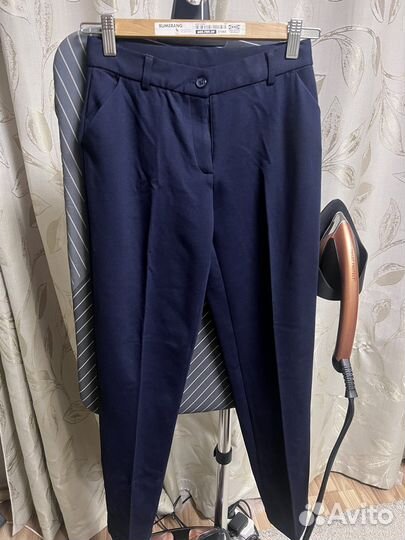 Одежда для школы на девочек новая и б/у