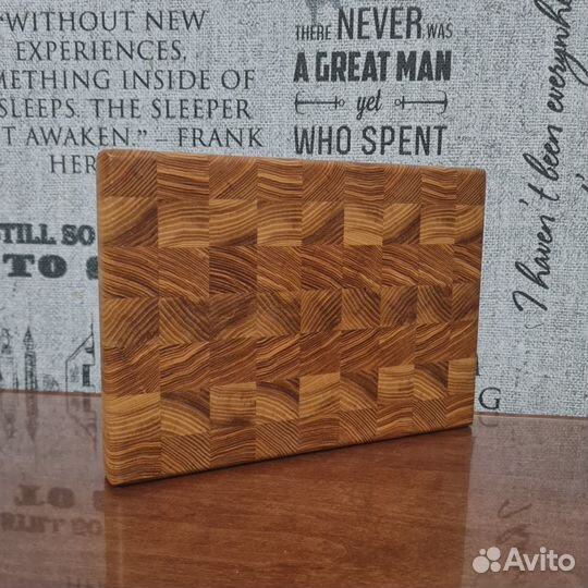 Торцевая разделочная доска из дуба