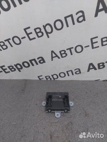 Блок управления дверьми задний левый Land Rover