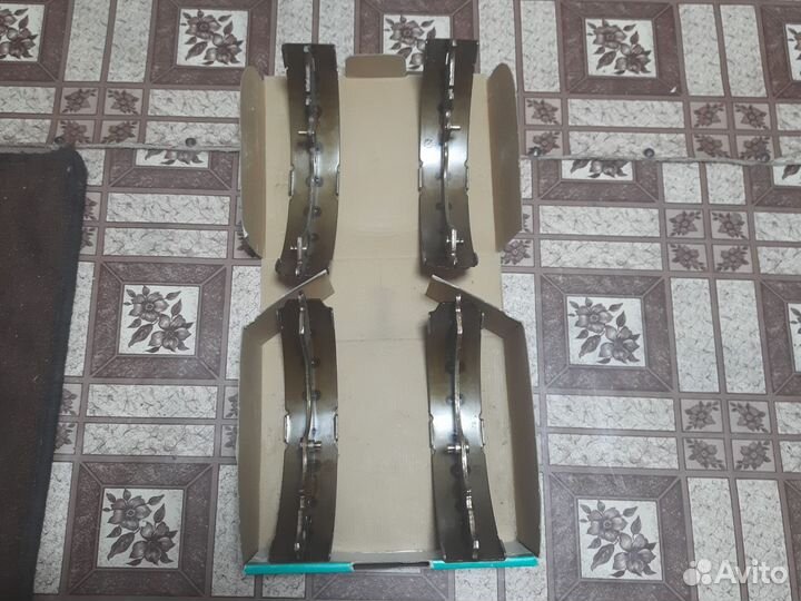 Тормозные колодки на тойту,лексус субару