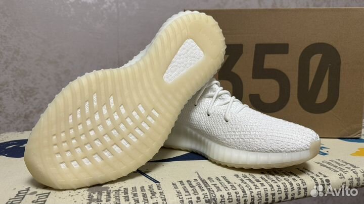 Кроссовки adidas yeezy boost 350 v2 cream white