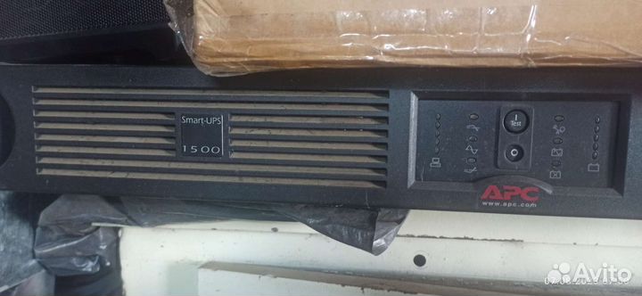 APC Smart UPS 1500 RM 2U