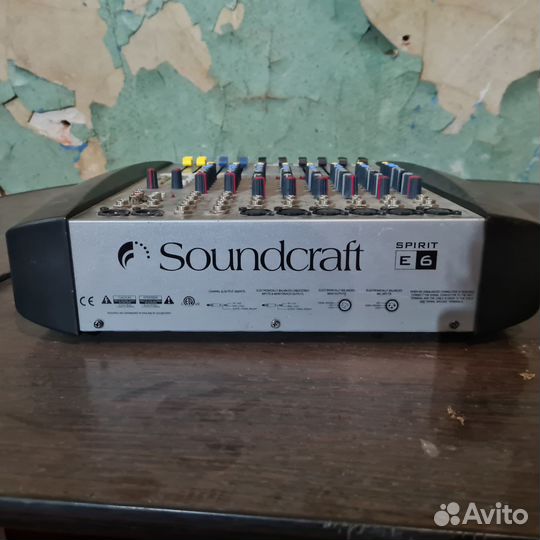 Микшерный пульт Soundcraft Spirit E6