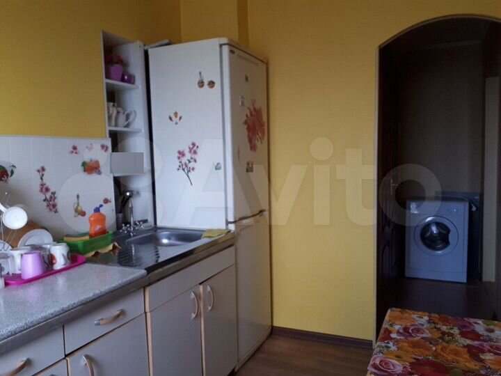 2-к. квартира, 65 м², 9/9 эт.