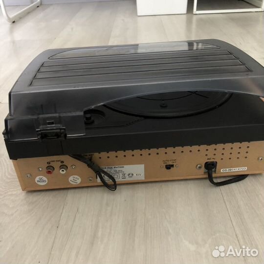 Виниловый проигрыватель