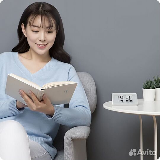 Метеостанция Xiaomi Temperature And Humidity Watch