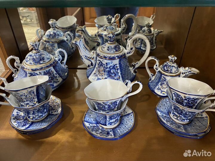 Чайный сервиз праздничный