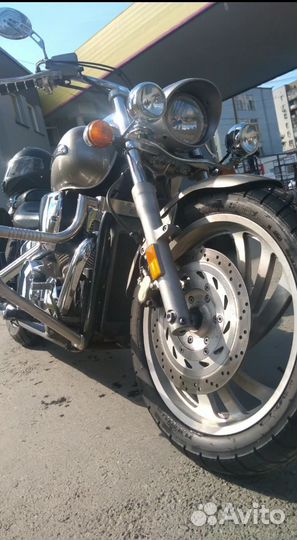 Honda vtx1300c