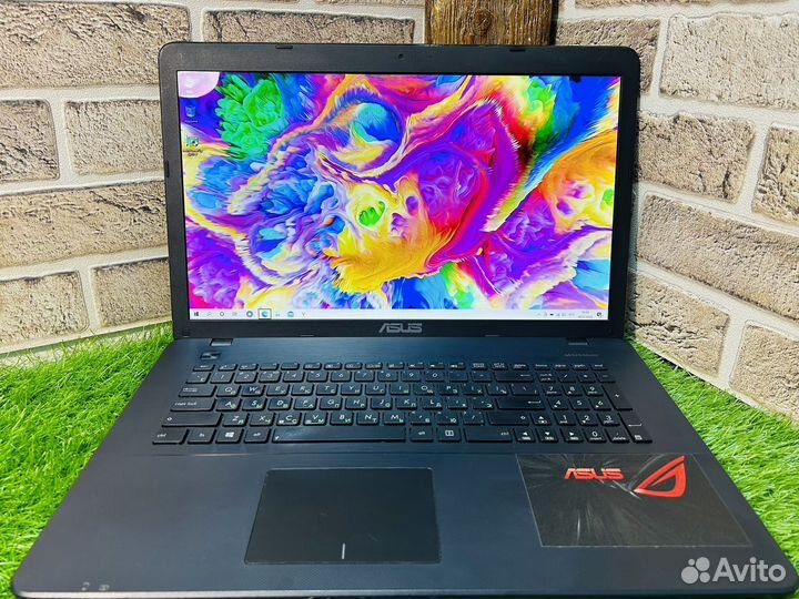 Огромный мощный 17,3 Asus Core i5/Geforce 820/SSD