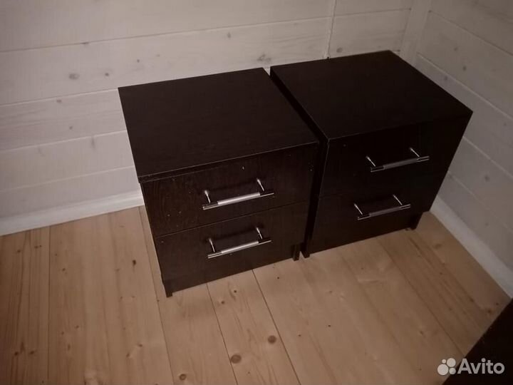 Тумба прикроватная