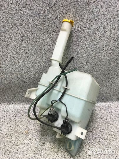 Бачок омывателя Mazda 6 GG 2006