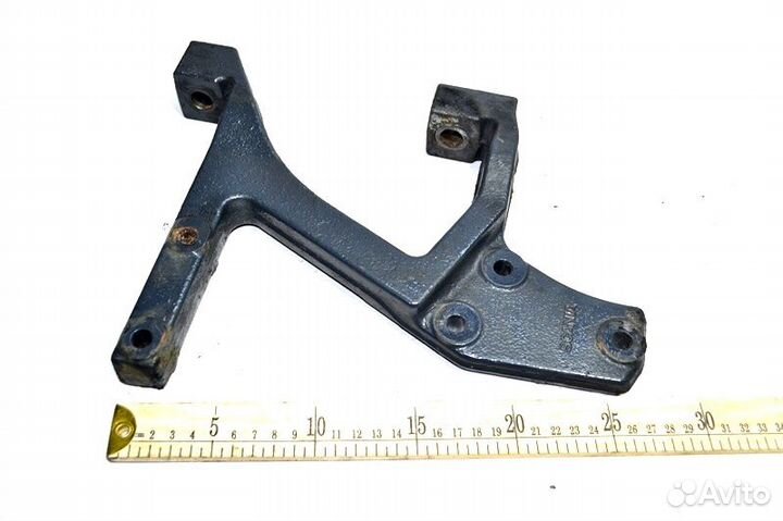 Кронштейн крыла, передний мост задний левый scania